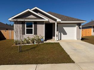 8 Spoonbill St, Cantonment, FL 32533