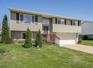 2320 Addalynn Dr, Marion, IA 52302