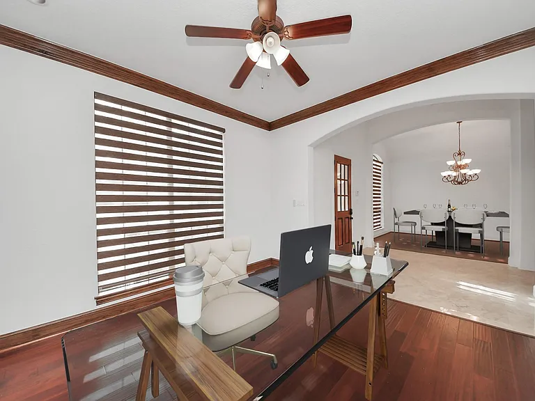 1807 Ravenel Ln — Photo 10