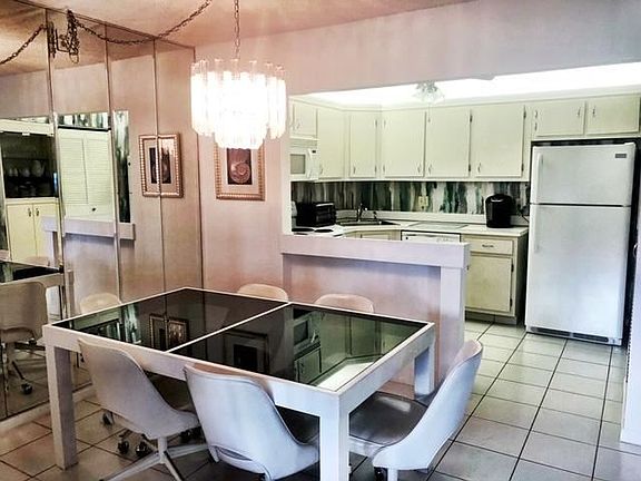 5th image of 140 Lake Pine Cir APT B-1