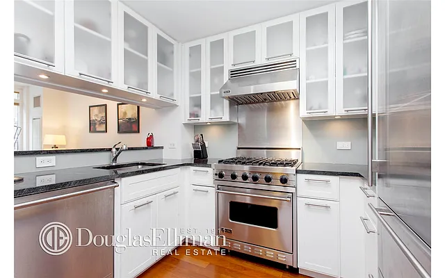 Rented by Douglas Elliman | media 13