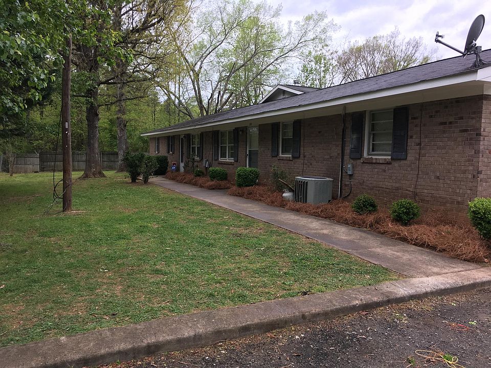 End unit closest to privacy fence.