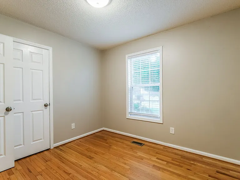 426 Ivy Crest Dr — Photo 14