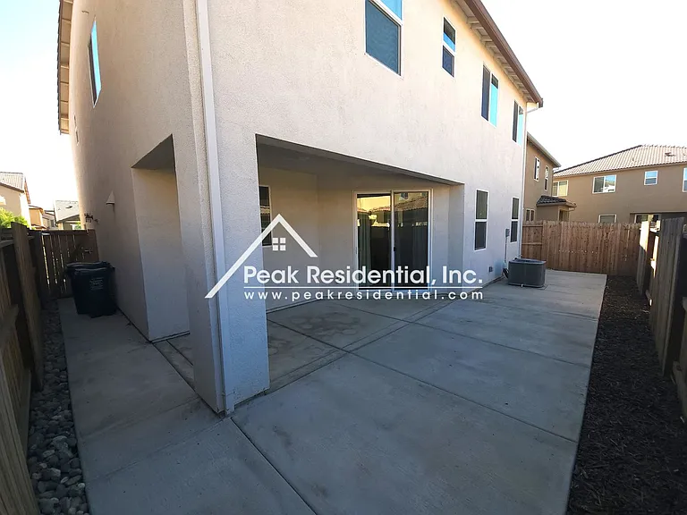 5343 Kankakee Dr — Photo 30