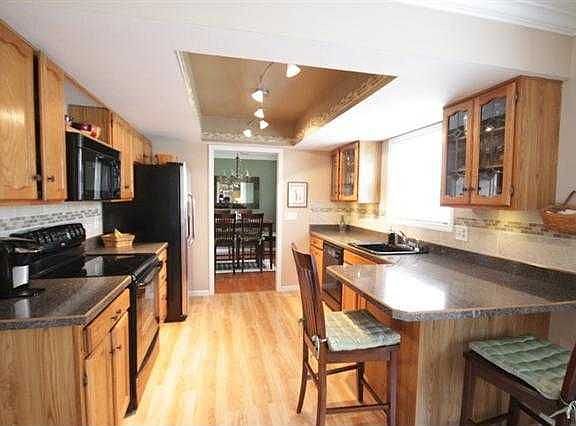 2nd image of 56800 Pinecrest Dr