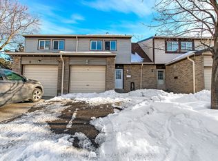 5610 Montevideo Rd #9, Mississauga, ON L5N 2N9