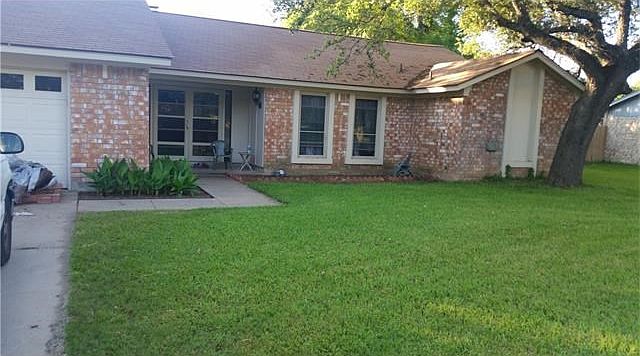 1st image of 1703 Bluff Dr