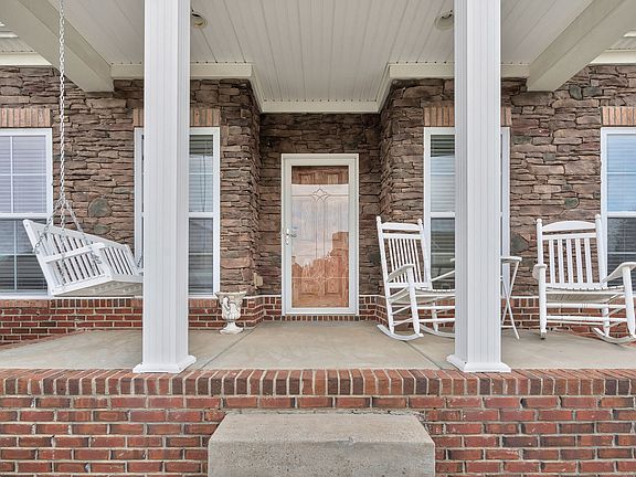 4th image of 206 Turnberry Cir