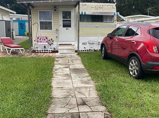 37041 Chancey Rd #185, Zephyrhills, FL 33541