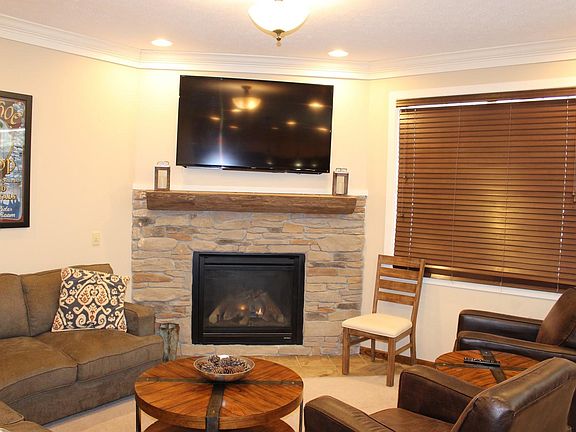 4th image of 13 Black Bear Cir