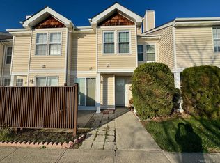 3917 Whispering Hls, Chester, NY 10918