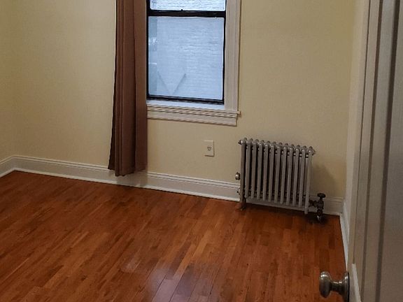 5th image of 21-05 33rd St #2167-2C