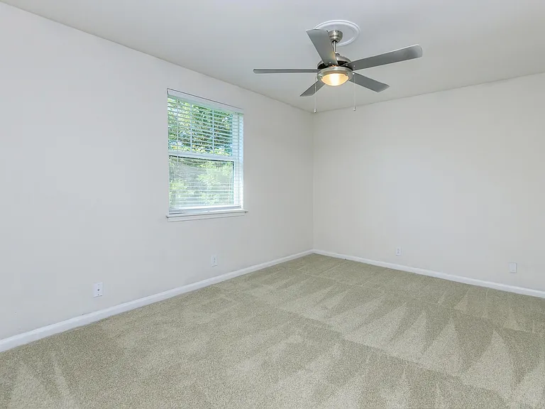 Colony House — Photo 43