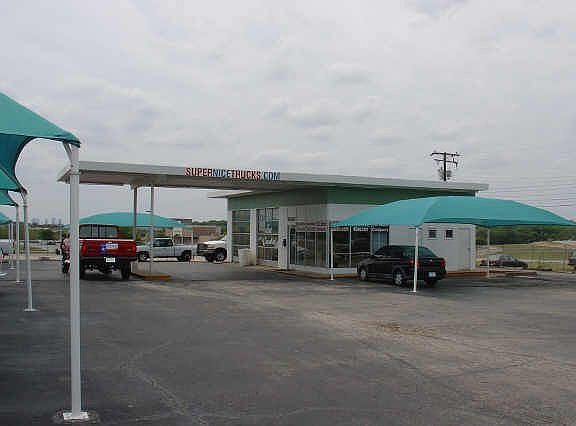 4th image of 6387 Boulevard 26