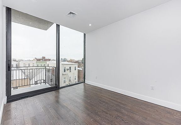 4th image of 23-71 31st St #2B