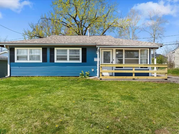 268 Drinkward St NW, Cedar Rapids, IA 52405