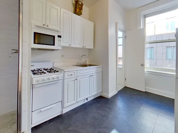 234 Thompson St, New York, NY