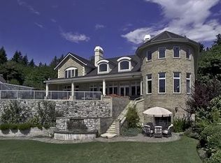 2417 Beach View Ln NW, Olympia, WA 98502