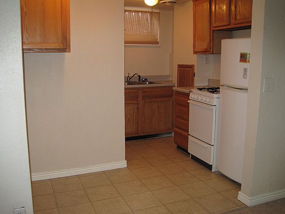 2nd image of 2215 N Marion St APT B