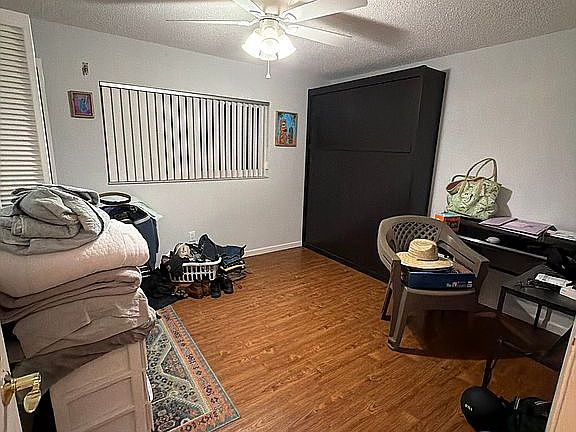 4th image of 7301 Ridgewood Ave #103