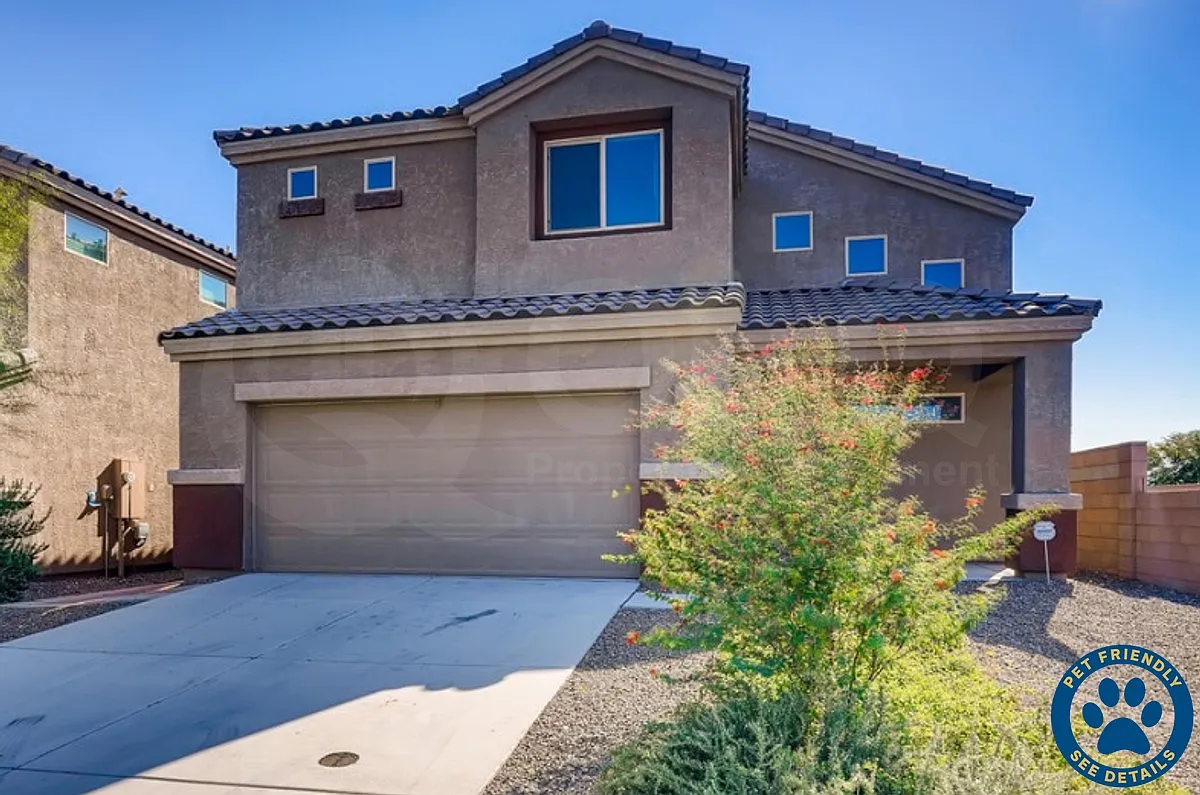 5 bed, 2.5 bath, 2875 sqft, $2,505 — Photo 1