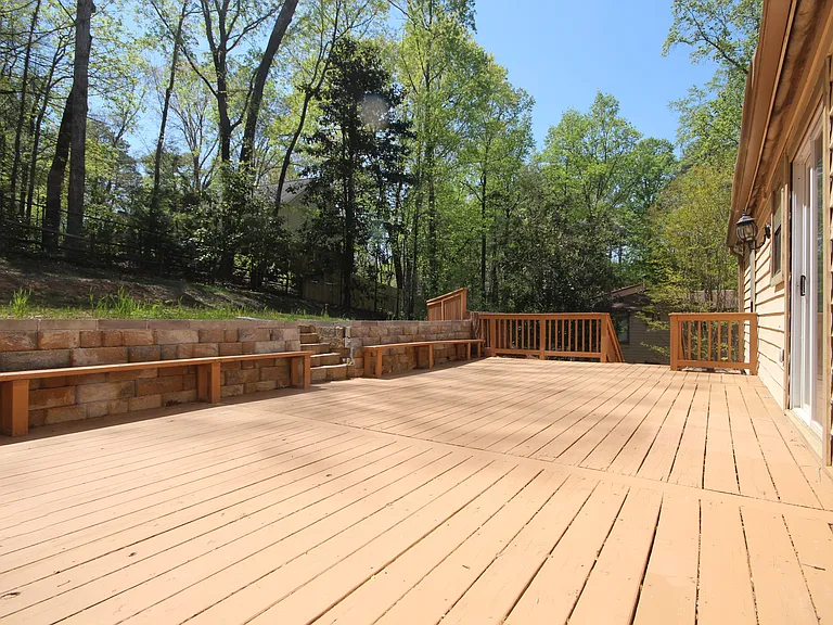 747 Bayliss Dr — Photo 14