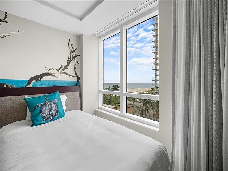 3800 N Ocean Dr #710 — Photo 16
