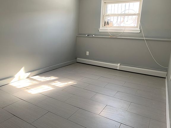 3rd image of 6947 De Costa Ave #1