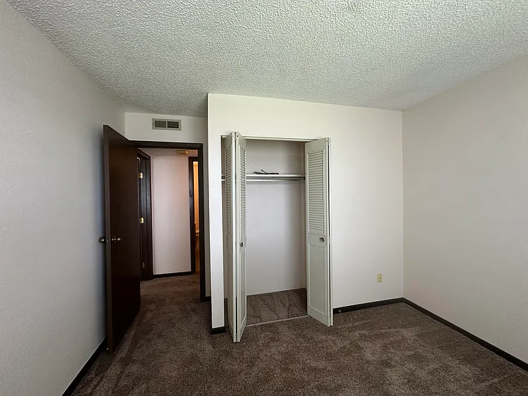 819 Coolidge St — Photo 14