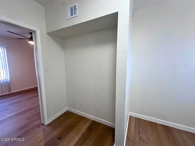 3927 N Longview Ave #2 — Photo 9