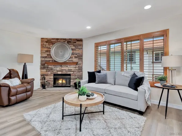 9821 Caspi Gardens Dr Unit 4, Santee, CA 92071