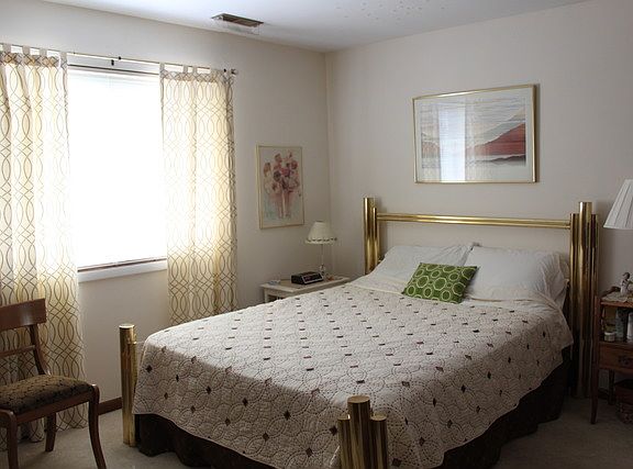 5th image of 5704 W 128th St APT 3A