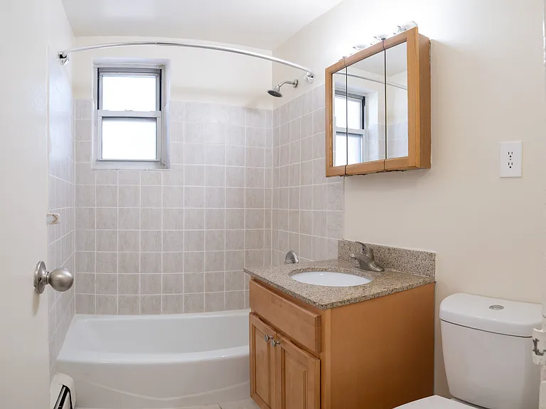 Oak Terrace — Photo 10
