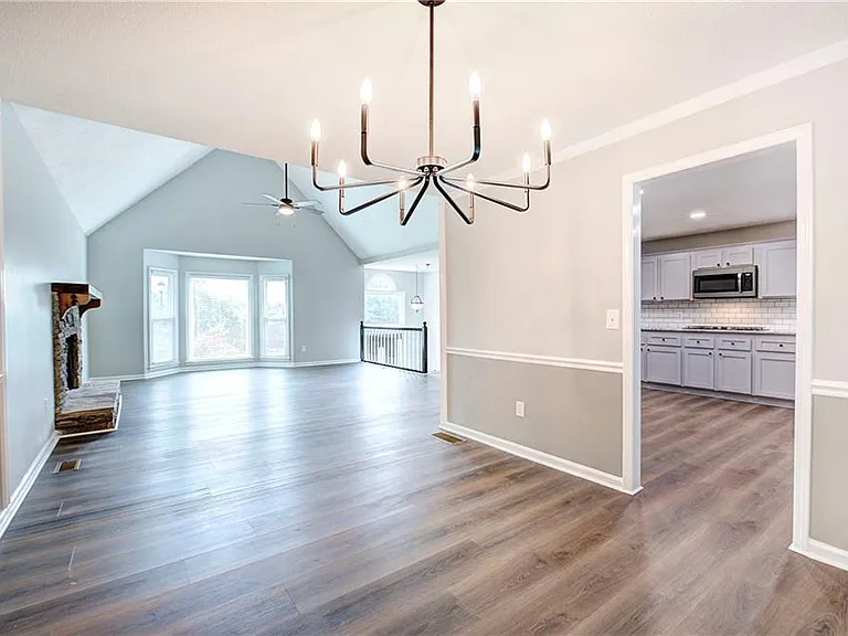 23 Vintage Ct SW — Photo 11