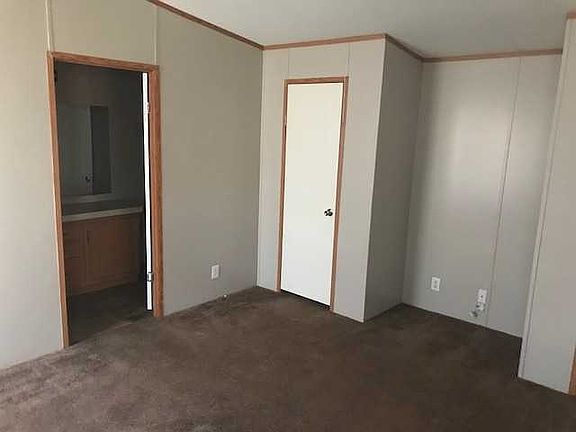 4th image of 408 Chalet Ct #71