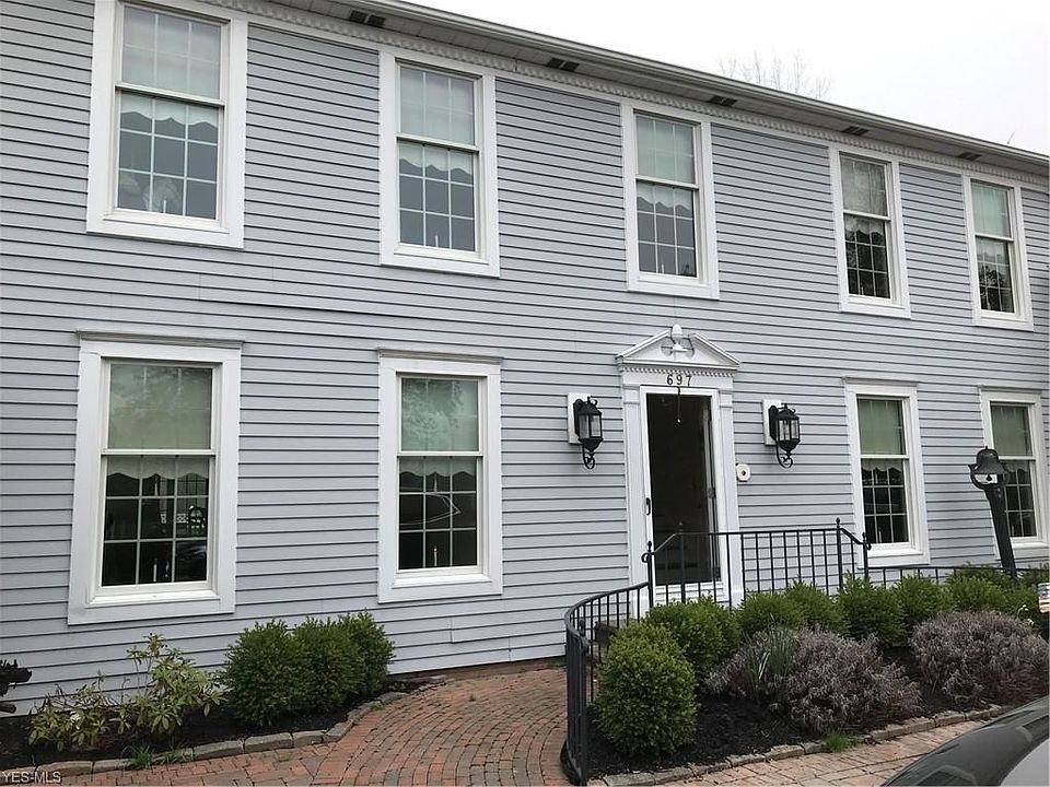 1st image of 697 Davidson Dr
