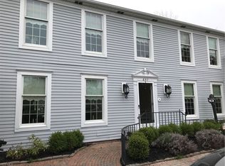 697 Davidson Dr, Highland Heights, OH 44143