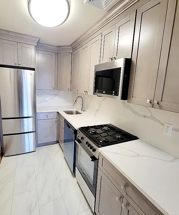 1st image of 126 W 86th St APT 4A