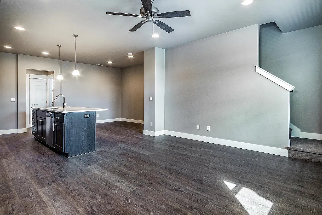 3 bed, 1730 sqft, $2,795 — Photo 4