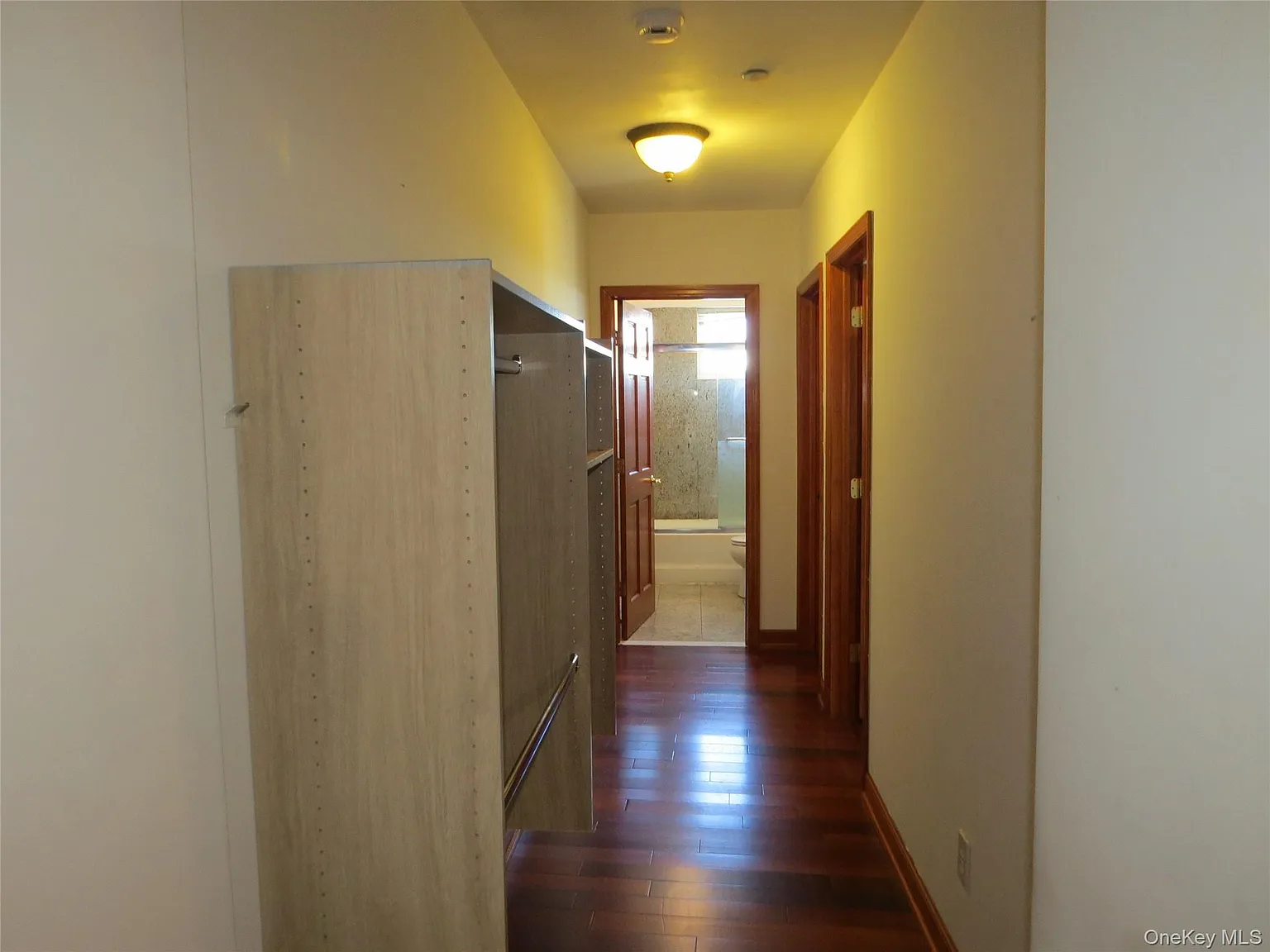 2 bed, 1.0 bath, 1200 sqft, $1,850 — Photo 3