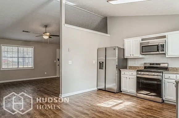3104 Rock Pine Ct — Photo 3