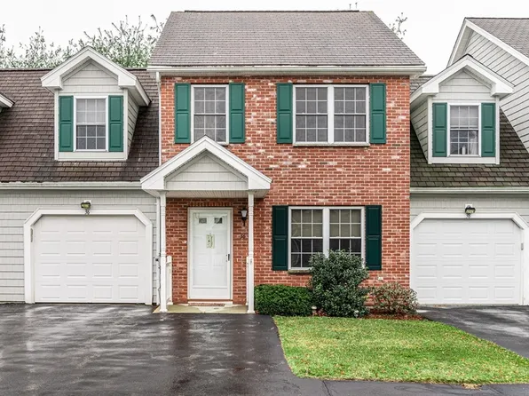 36 Ironwood Ln Unit 36, Tewksbury, MA 01876