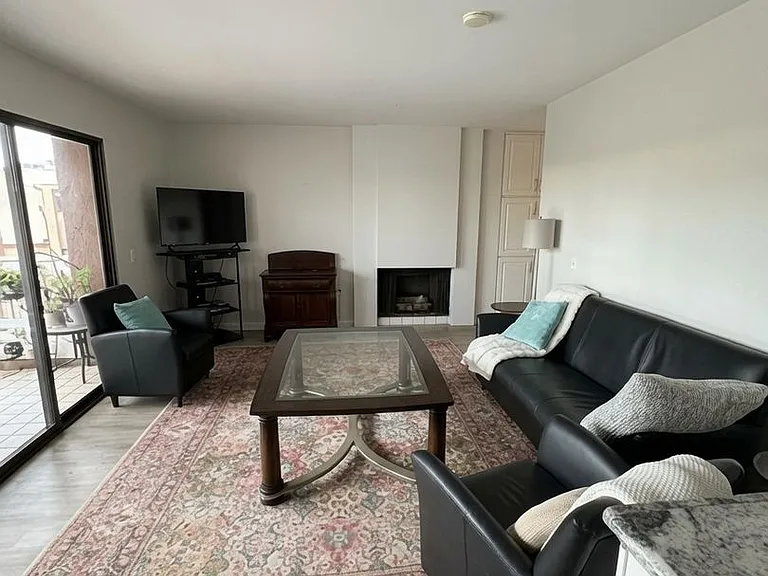 4705 Marina Dr #17 — Photo 8