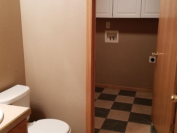 2nd image of 3153 51st Ave