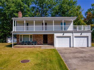 24402 Barrett Rd, Olmsted Township, OH 44138