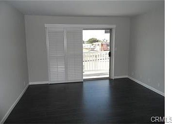 5th image of 363 Newport Ave Unit 209