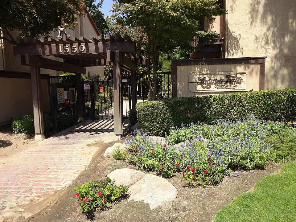 1st image of 1550 W Ashlan Ave APT 143