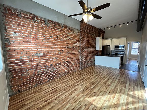 4th image of 4028 Liberty Ave #10997485