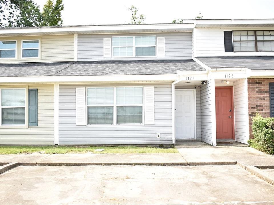 1st image of 1121 Deesport St