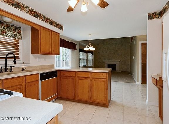 5th image of 759 Churchill Ln